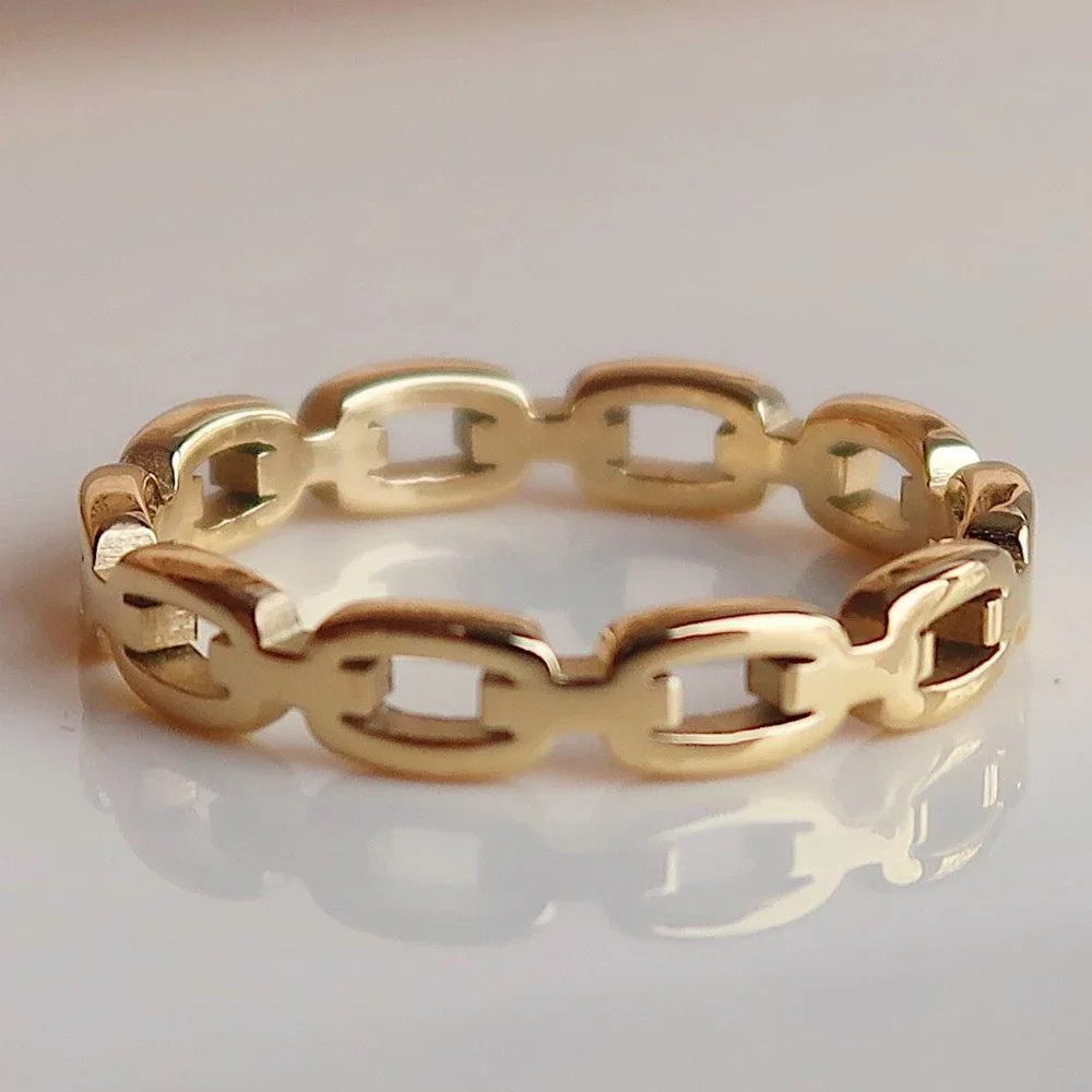 NEW 18K Gold Plated Link Chain Ring a